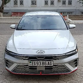 Hyundai Elantra 2025