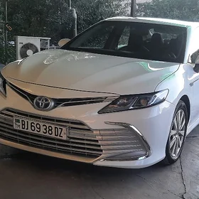 Toyota Camry 2022