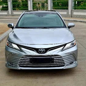 Toyota Camry 2020