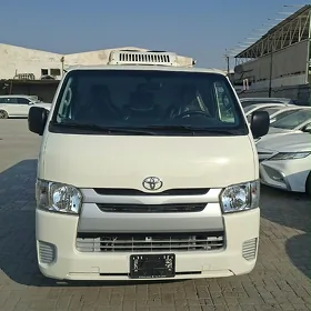 Toyota Hiace 2025