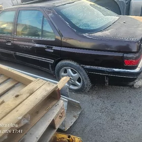 Peugeot 607 1998