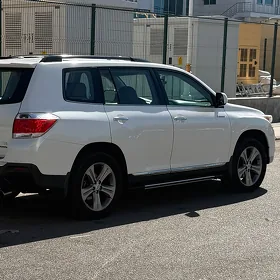 Toyota Highlander 2012