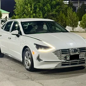 Hyundai Sonata 2021
