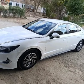 Hyundai Sonata 2022