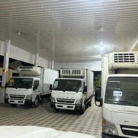 Mitsubishi Canter 2025