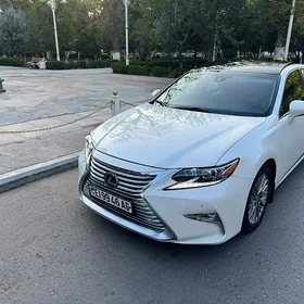 Lexus ES 350 2016
