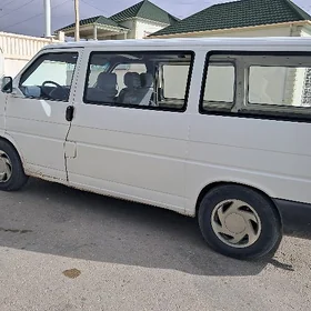 Volkswagen Transporter 1995