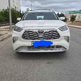 Toyota Highlander 2022