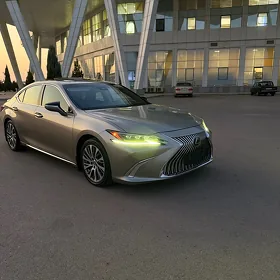 Lexus ES 350 2020