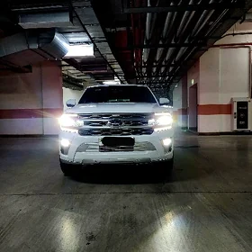 Ford Expedition 2021