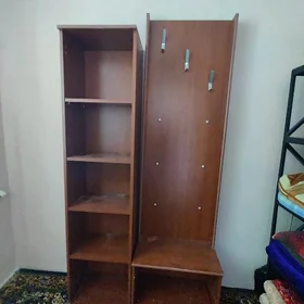 Прихожая, тумбы, зеркало
