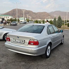 BMW E39 2003