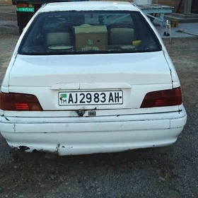 Peugeot 108 2002