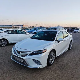 Toyota Camry 2023