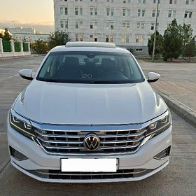 Volkswagen Passat 2021