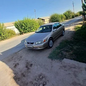 Toyota Camry 2001