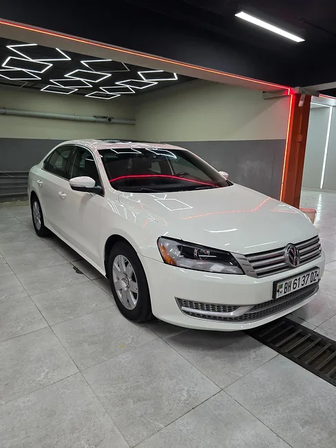 Volkswagen Passat 2014 - 1