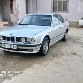 BMW 525 1988