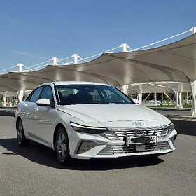 Hyundai Elantra 2025