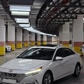 Hyundai Elantra 2021