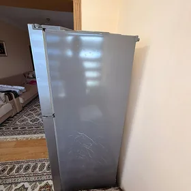 LG