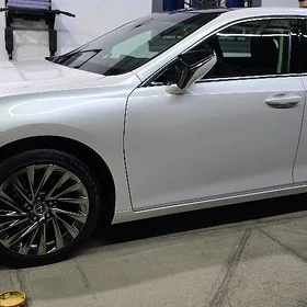 Lexus ES 350 2023