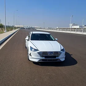 Hyundai Sonata 2021