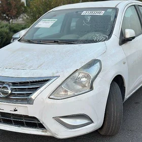 Nissan Sunny 2022