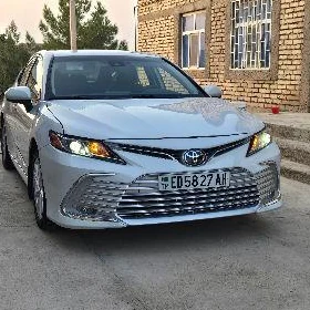 Toyota Camry 2023