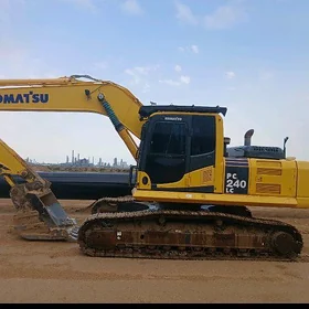 Komatsu PC210LC-11 2021