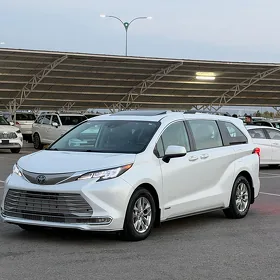 Toyota Sienna 2022