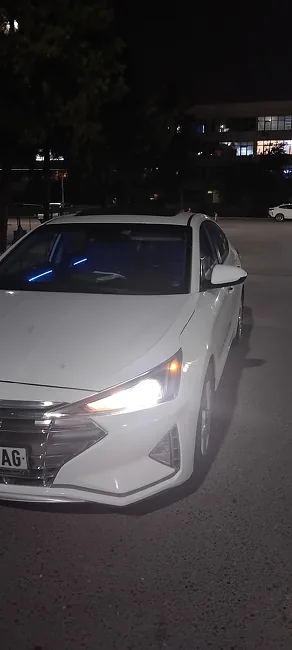 Hyundai Elantra 2020 - 1