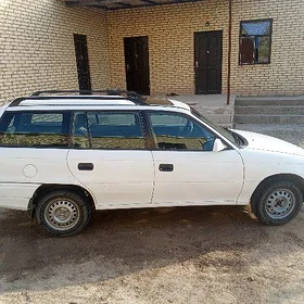 Opel Astra 1992