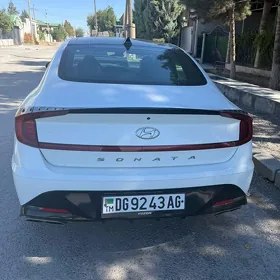 Hyundai Sonata 2022