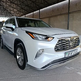 Toyota Highlander 2023