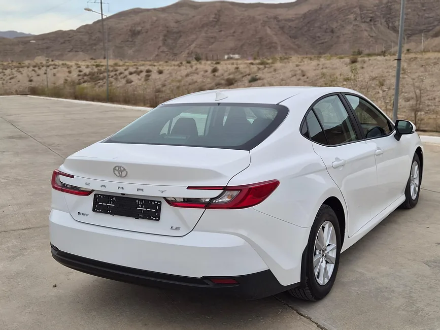 Toyota Camry Hybrid 2025 - 1