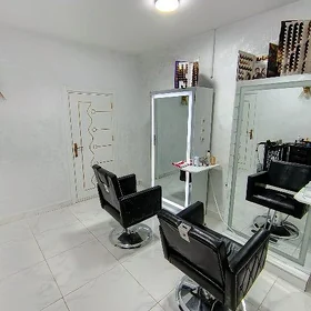Salon arenda yer