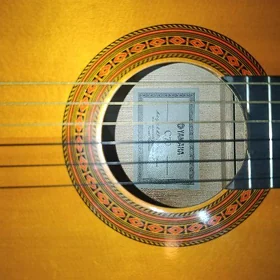 Gitara Yamaha c70