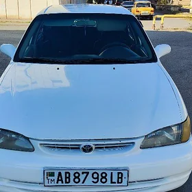 Toyota Corolla 2000