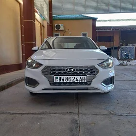 Hyundai Accent 2022