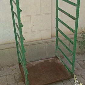 Стелаж, стол