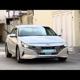 Hyundai Elantra 2021