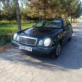 Mercedes-Benz E320 1997
