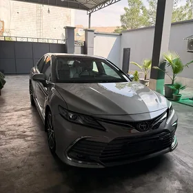 Toyota Camry 2022