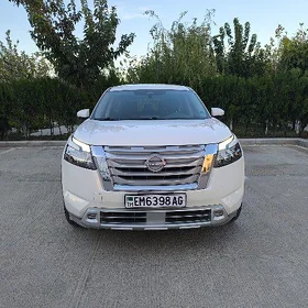 Nissan Pathfinder 2022