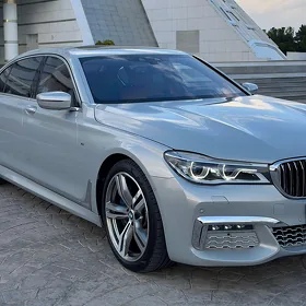 BMW 740 2017