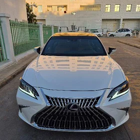 Lexus ES 350 2021
