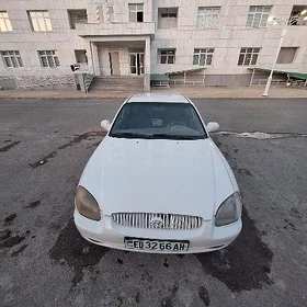 Hyundai Sonata 2000