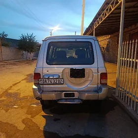 Hyundai Galloper 2004