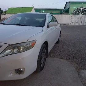 Toyota Camry 2010